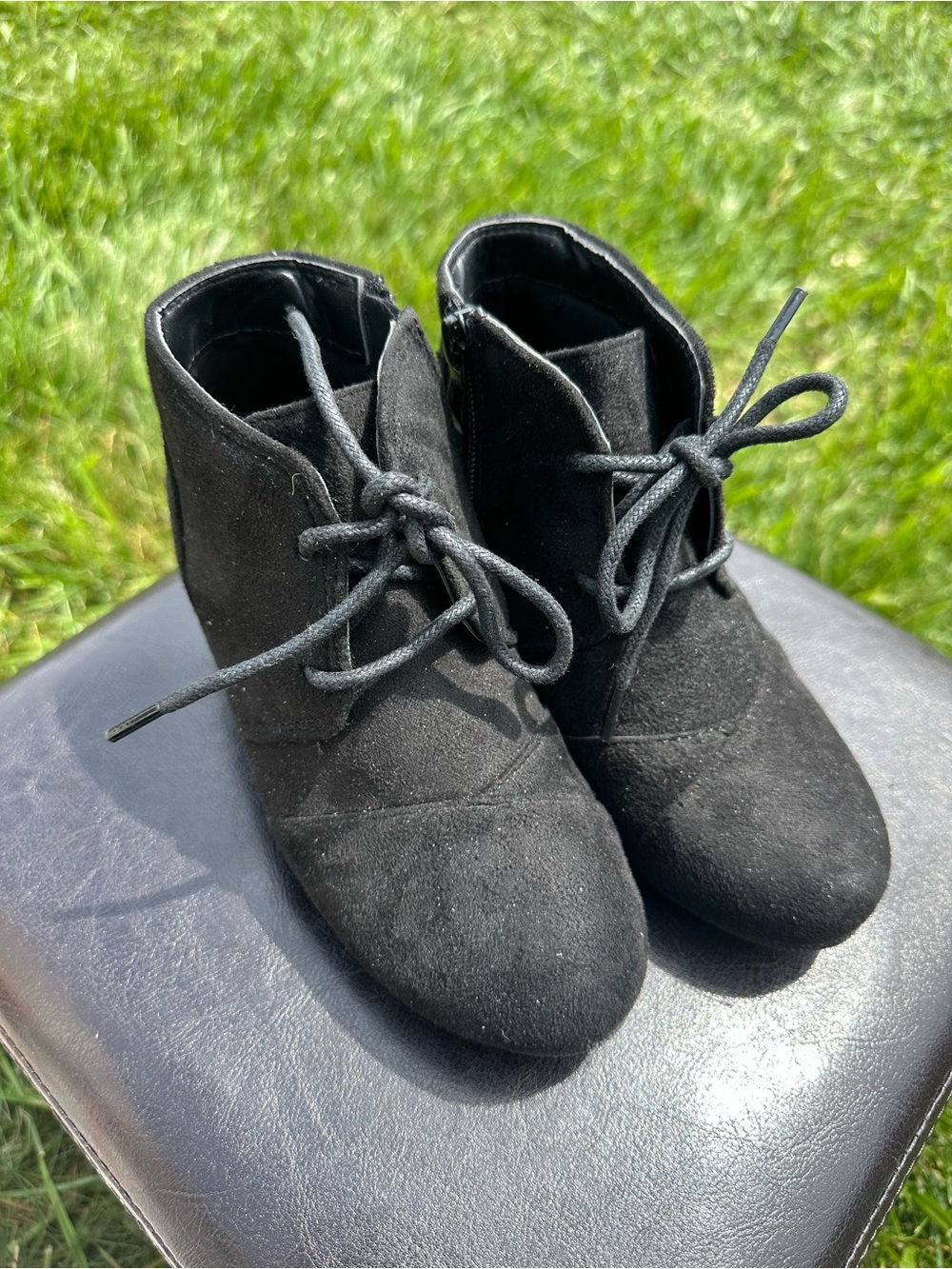 Dream Pairs Kids Black Suede Lace-Up Ankle Boots